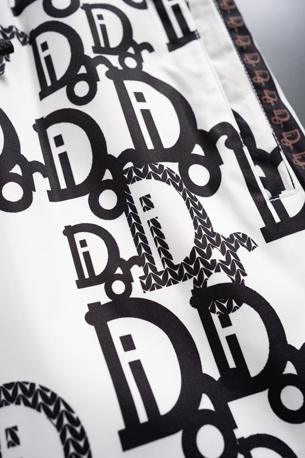 ブランドハーフパンツ角部分ディテール